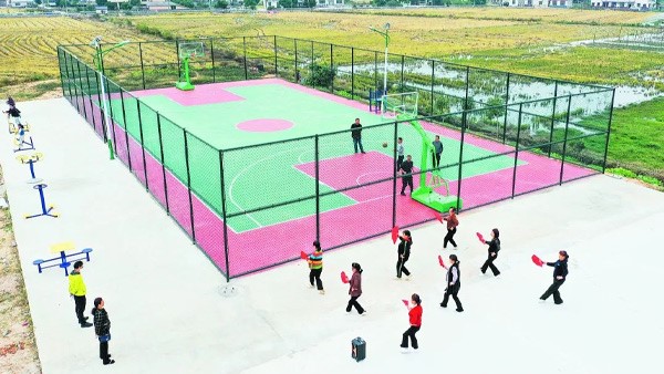 長(zhǎng)沙新改建200個(gè)室外運(yùn)動(dòng)場(chǎng)，全部建成并投入使用